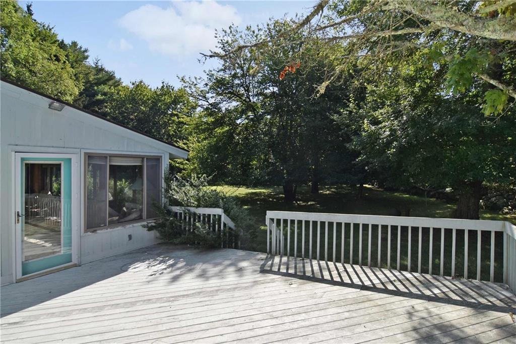 516 Green Hill Beach Road, South Kingstown