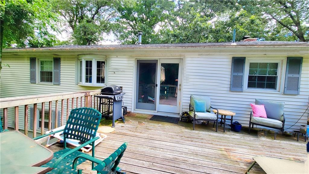 111 Oak Tree Avenue, Warwick