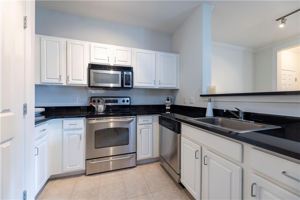 1000 Providence Place, Unit#461 & St423, Providence