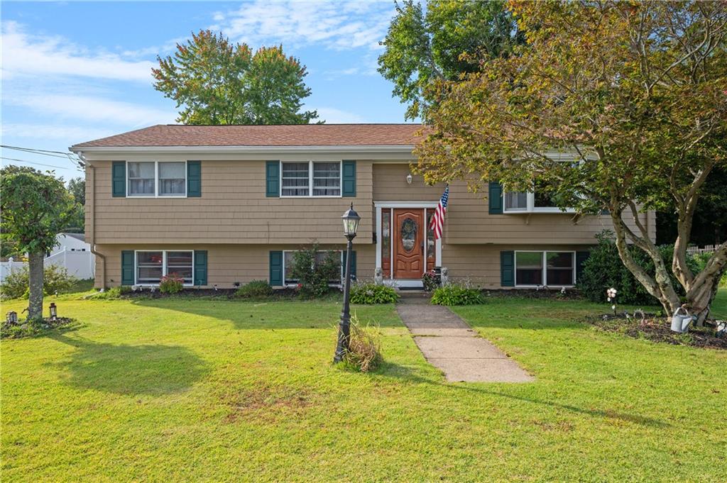 1 Tucker Lane, Lincoln, RI 02865 MLS 1344506 Lila Delman