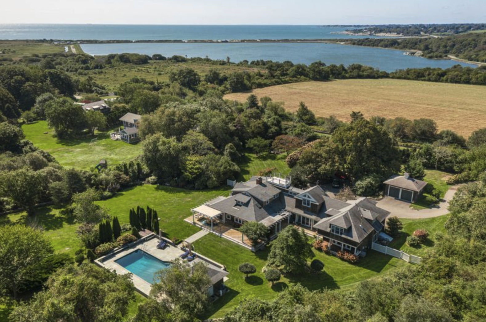 ALEX THURSBY OF LILA DELMAN COMPASS SELLS  MIDDLETOWN’S ‘MEADOWGRASS’ FOR $5,900,000.