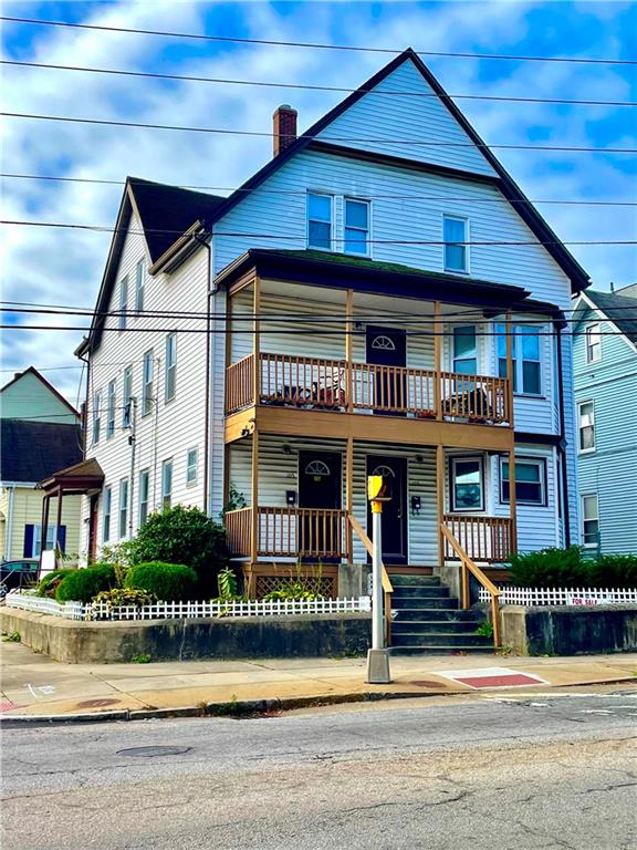 103 Hamlet Avenue, Woonsocket