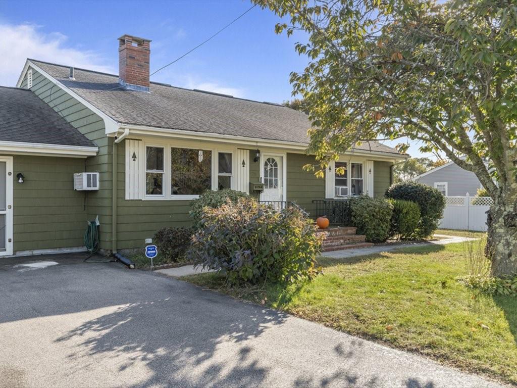 26 West Beach Street, Westerly, RI 02891 MLS 1346603 Lila Delman