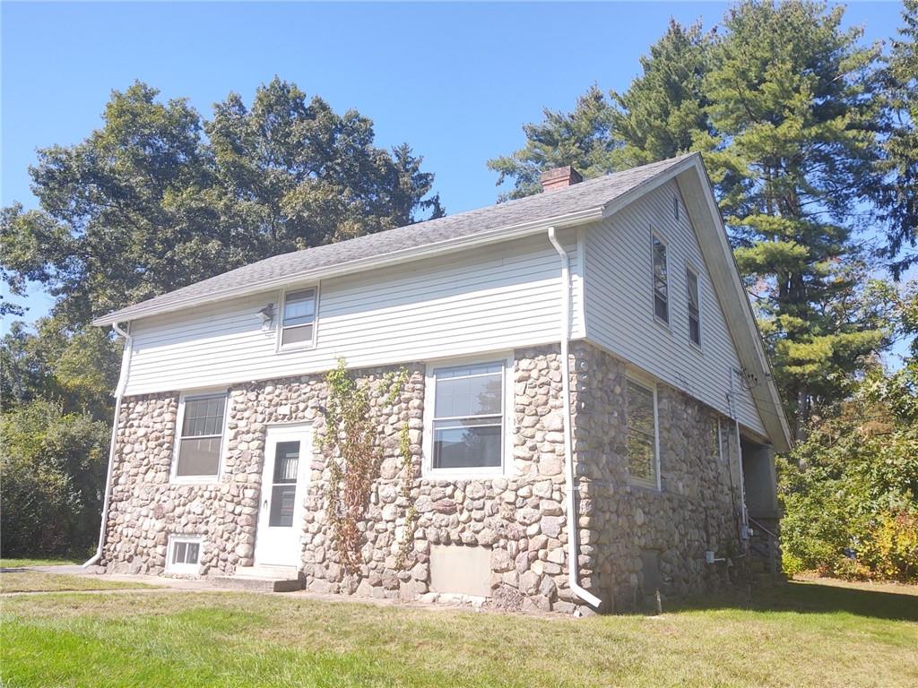 315 Woodland Avenue, Seekonk