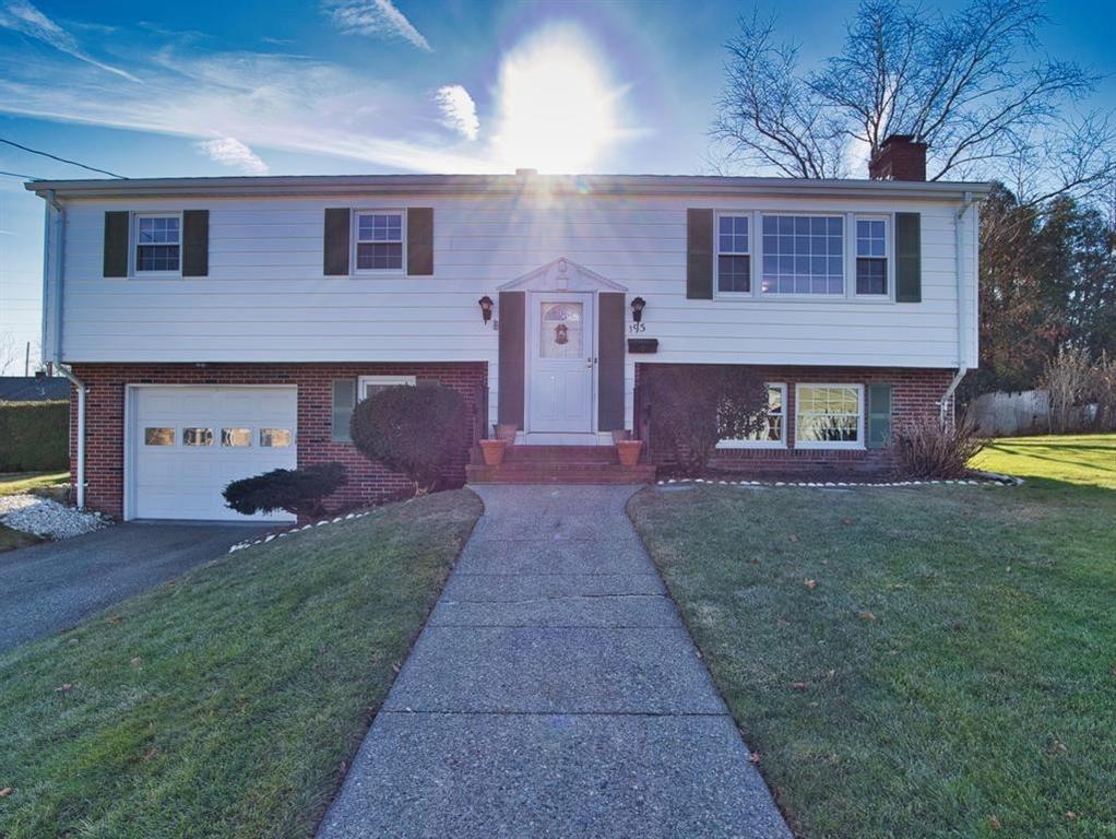 193 Russell Drive, Tiverton