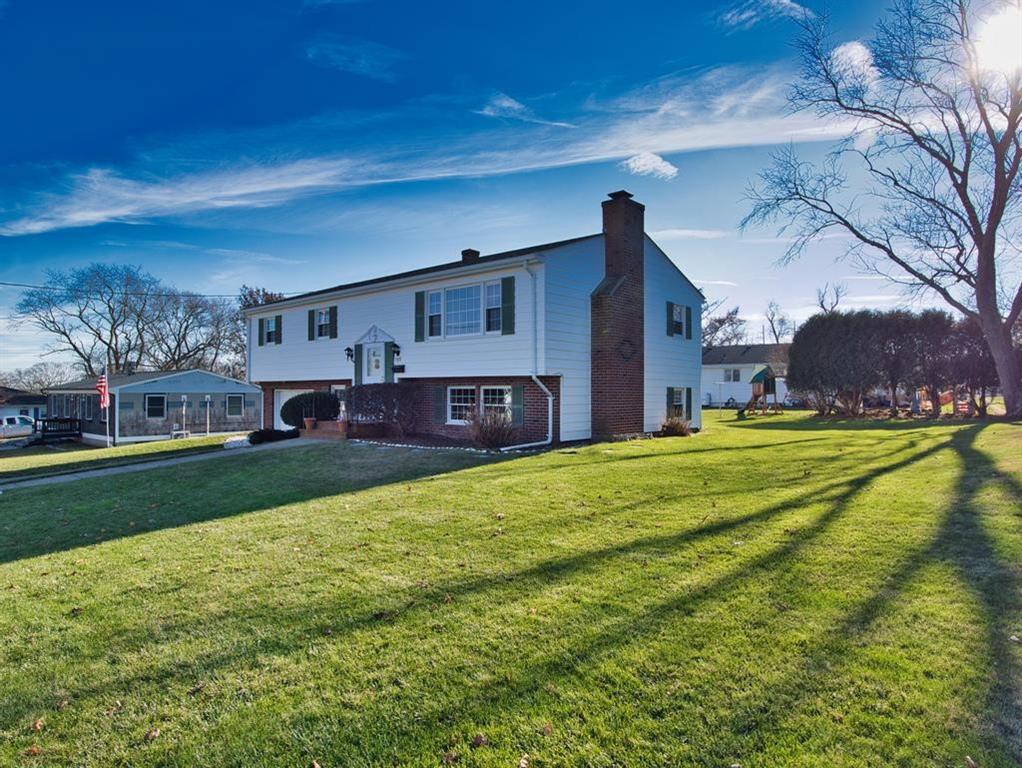 193 Russell Drive, Tiverton