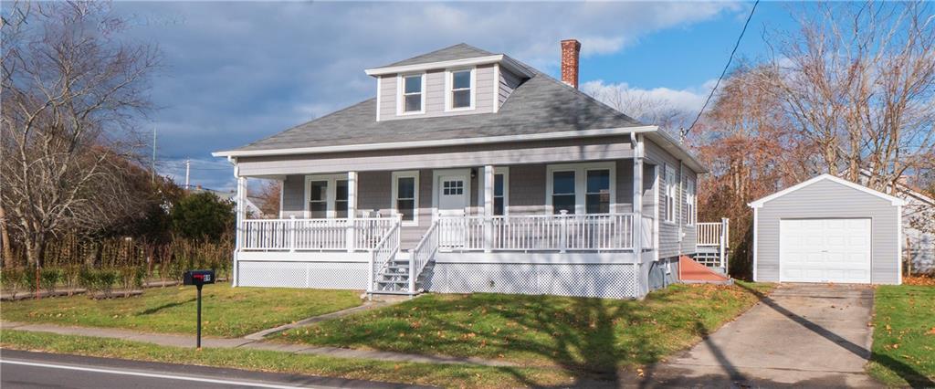 592 Green End Avenue, Middletown