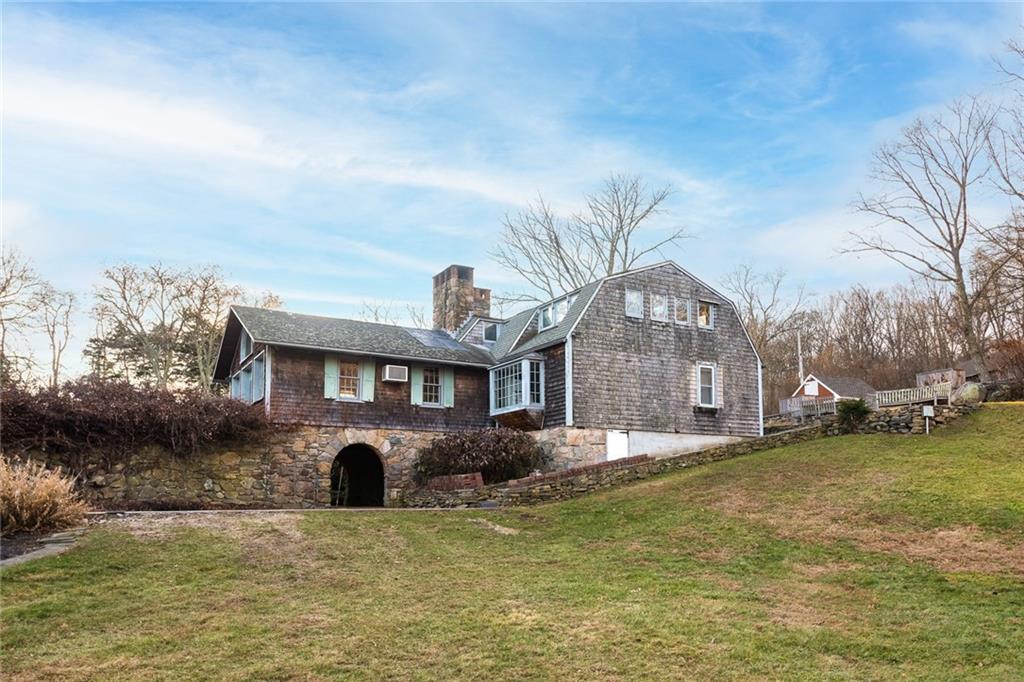 2424 Tower Hill Road, North Kingstown