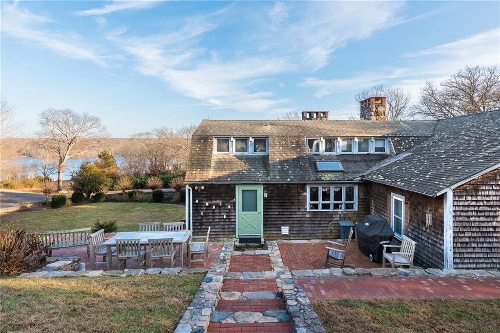 2424 Tower Hill Road, North Kingstown