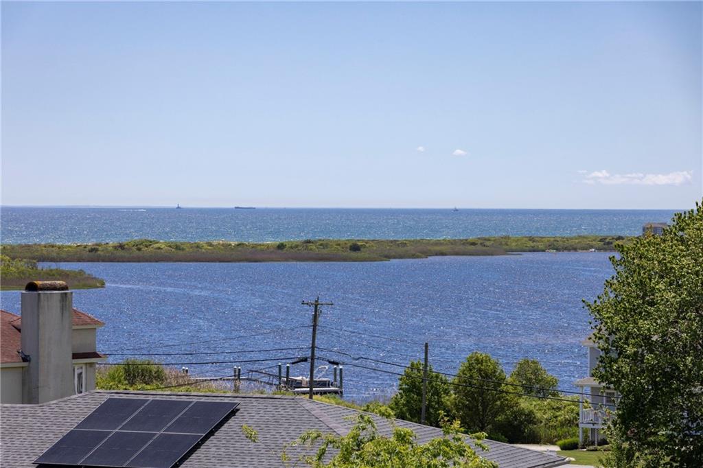 814 Green Hill Beach Road, South Kingstown