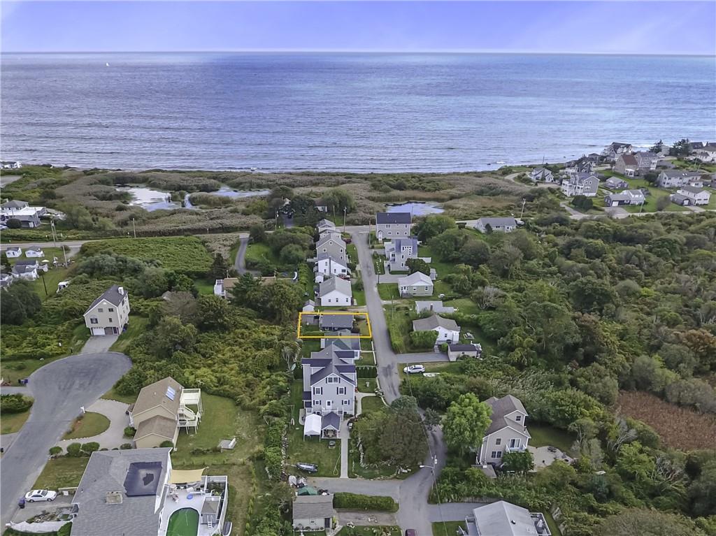 17 Anglers Court, Narragansett