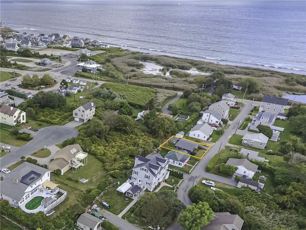 17 Anglers Court, Narragansett