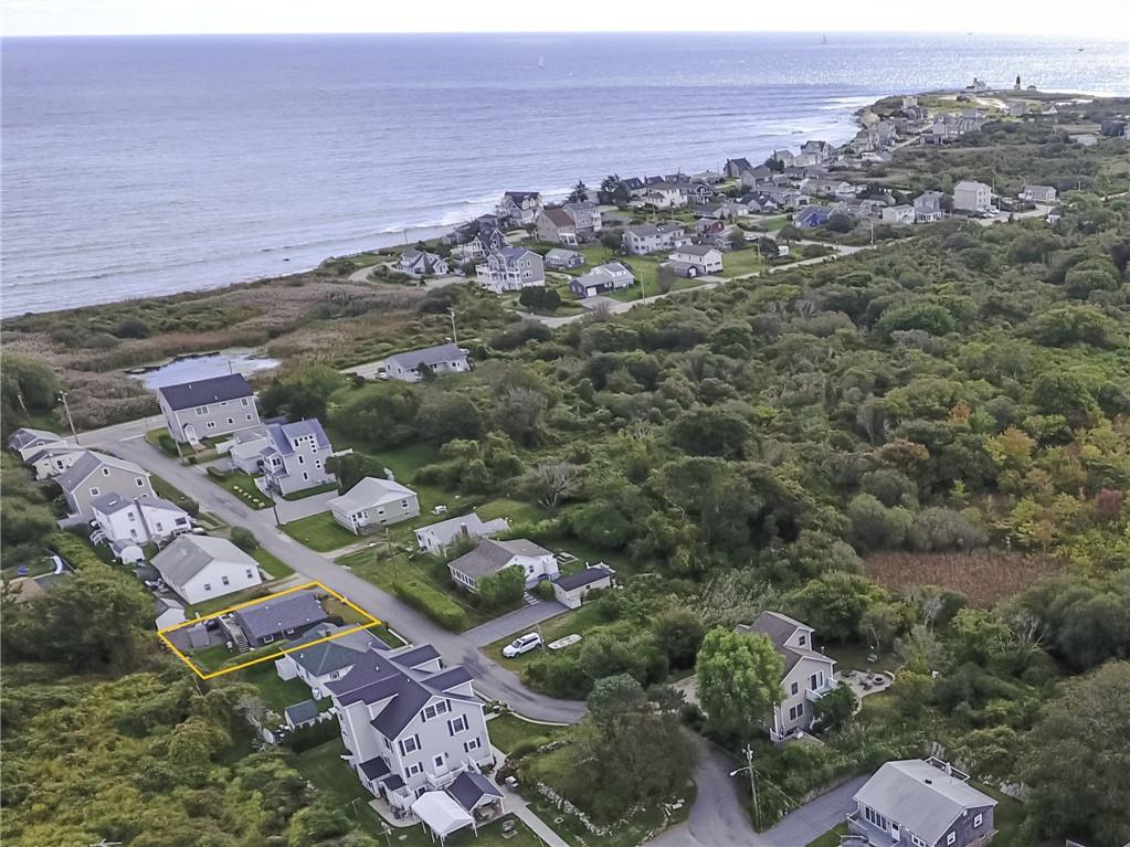 17 Anglers Court, Narragansett