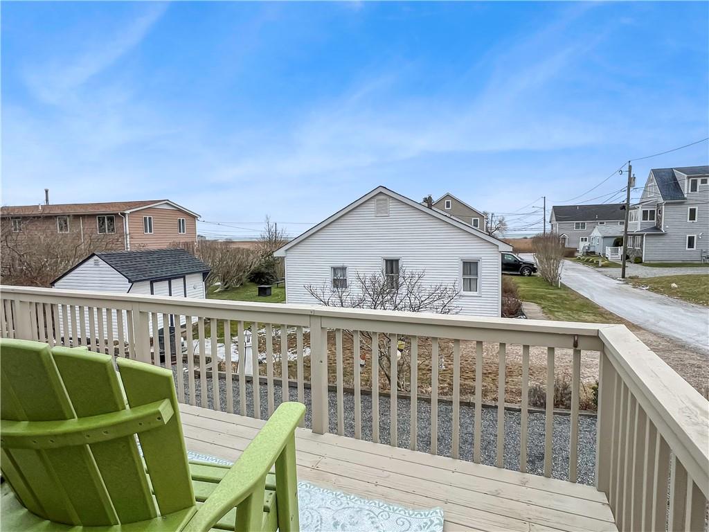 17 Anglers Court, Narragansett