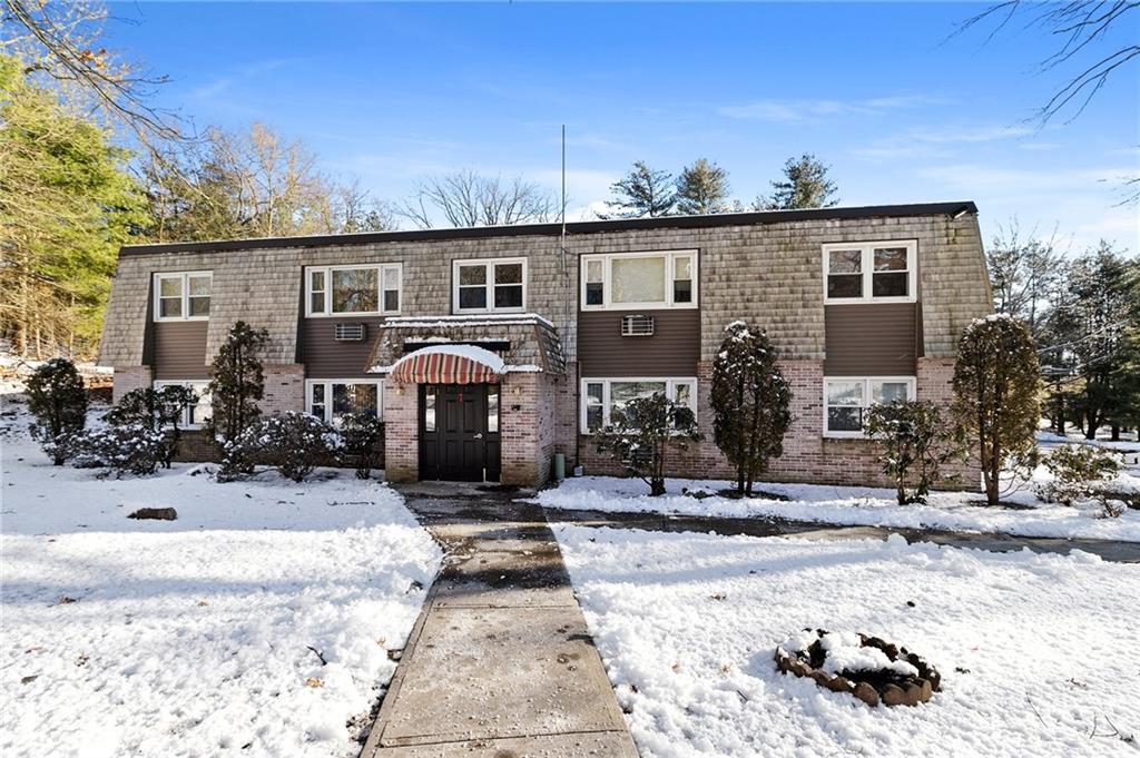 7 Apple Valley Parkway, Unit#6, Smithfield