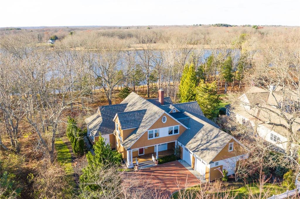 55 Lands End Drive, North Kingstown