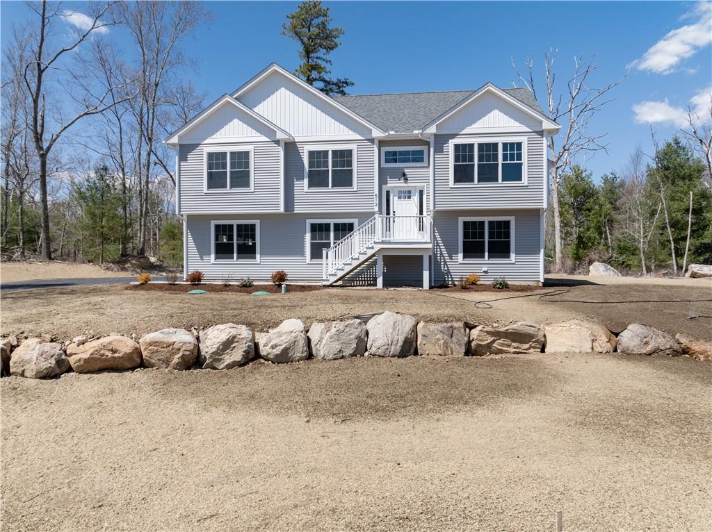 512 Old Mill Road, Charlestown