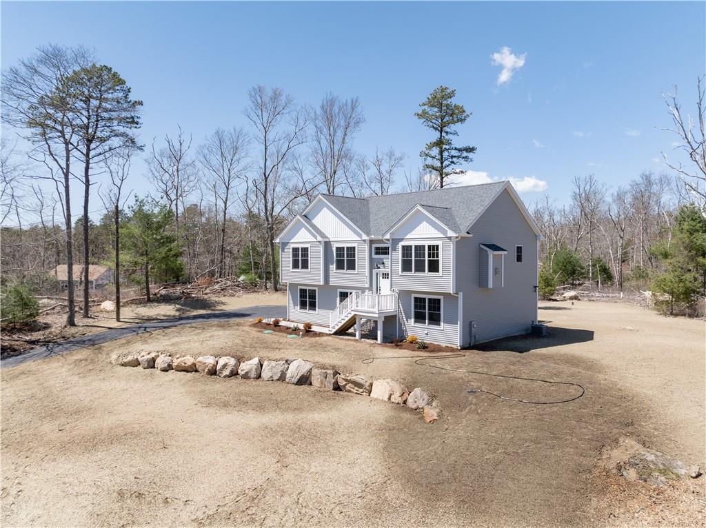 512 Old Mill Road, Charlestown