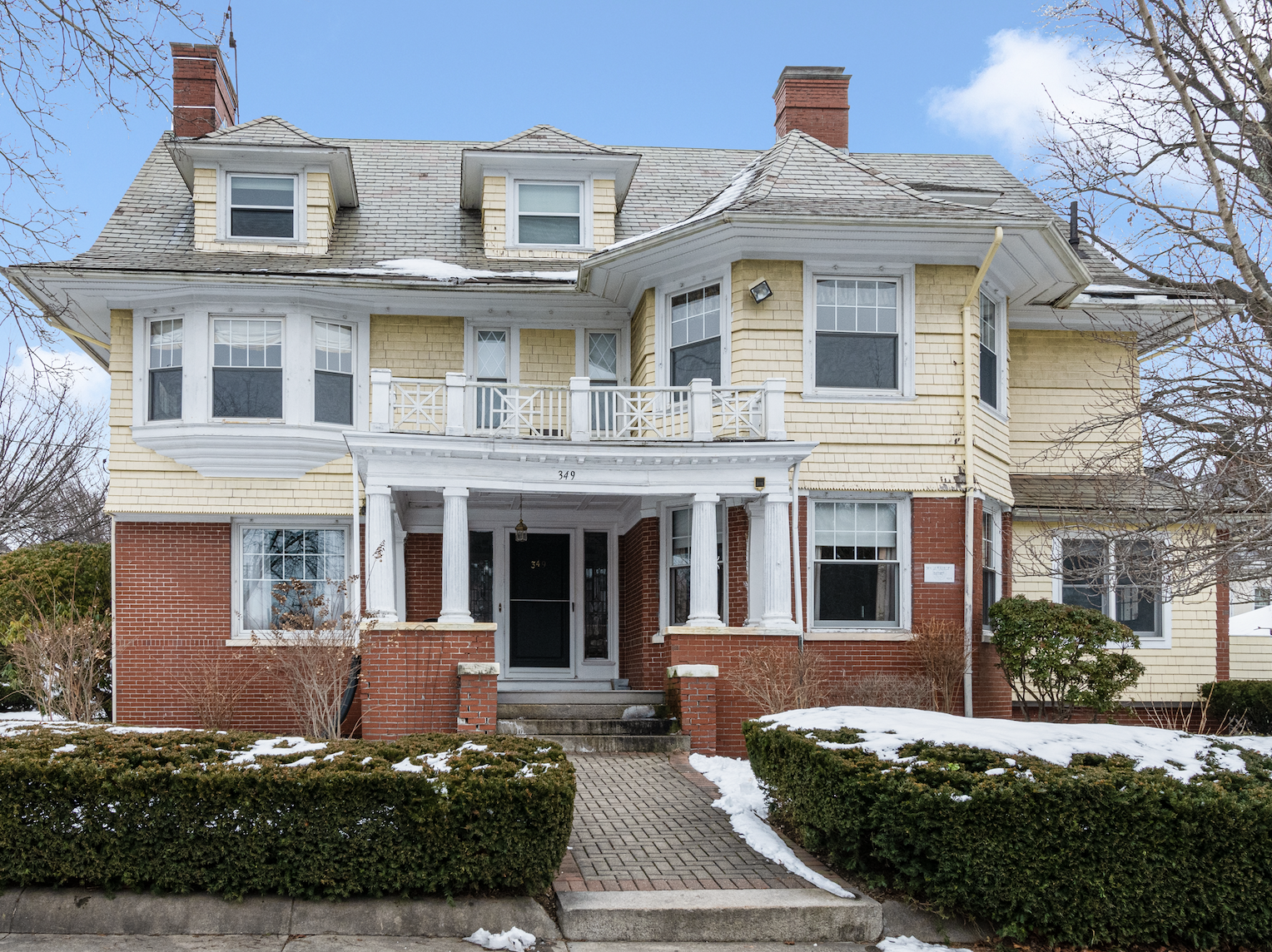 KIRA GREENE OF COMPASS SELLS HISTORIC WAYLAND SQUARE HOME FOR $1,387,500