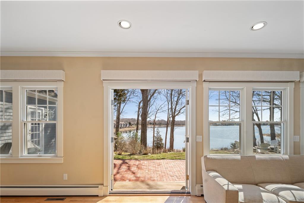 304 Wickford Point Road, North Kingstown