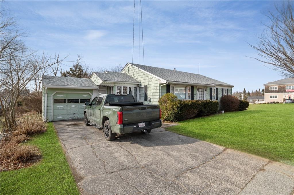 51 Valley Road, Middletown