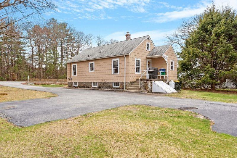 2192 Victory Highway, Burrillville