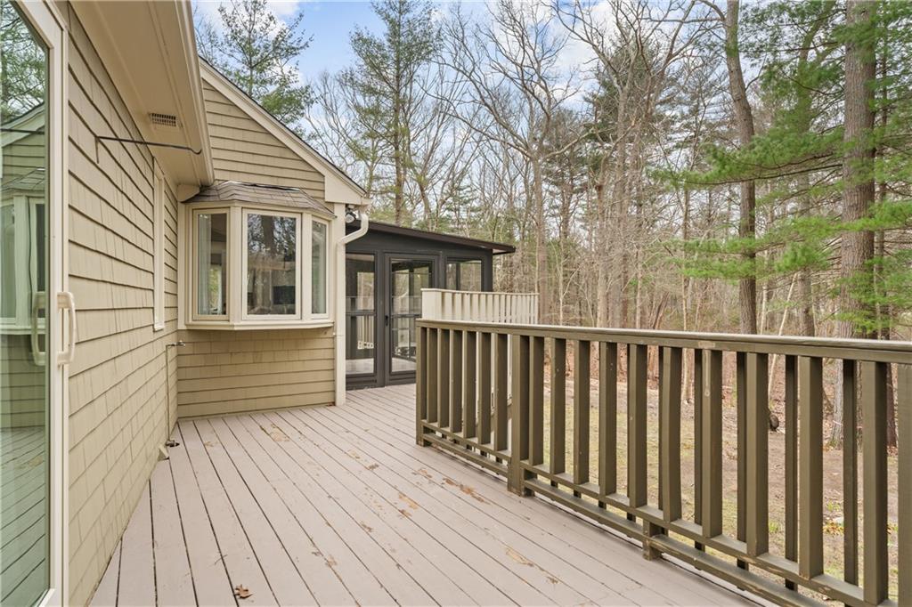295 Potter Road, North Kingstown