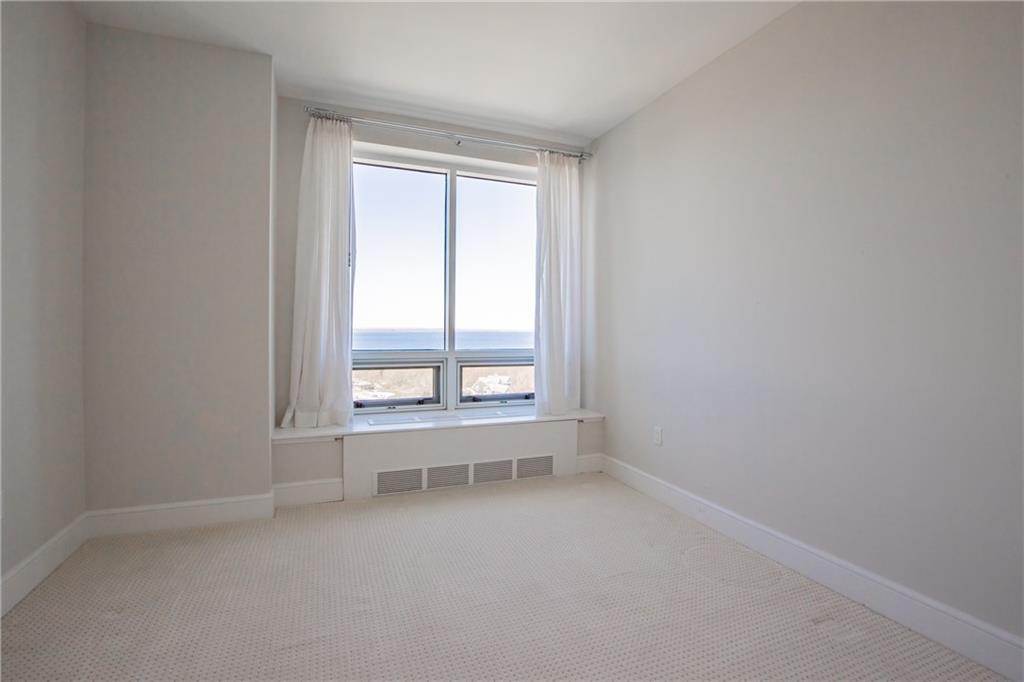 1 Tower Drive, Unit#1003, Portsmouth