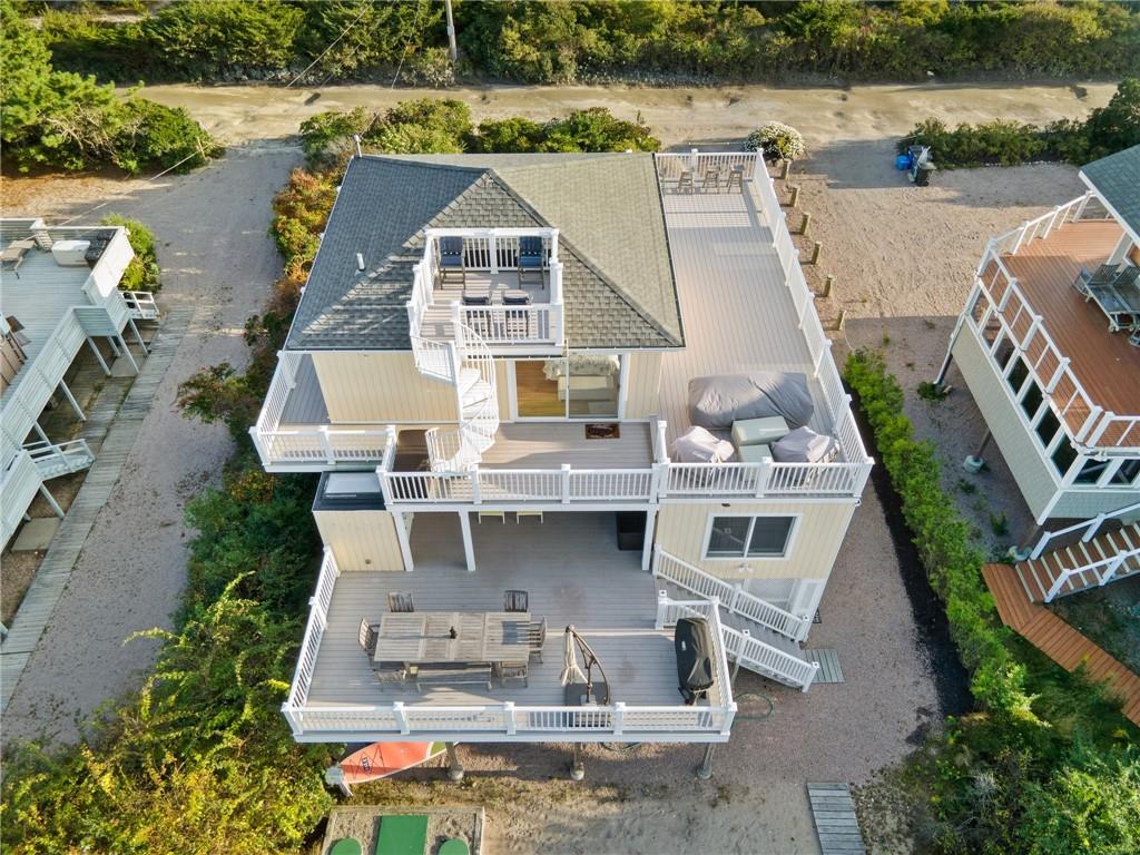 546 East Beach Road, Charlestown