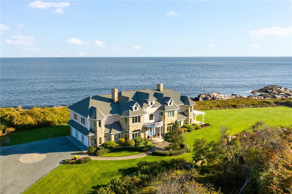 41 Bass Rock Road, Narragansett