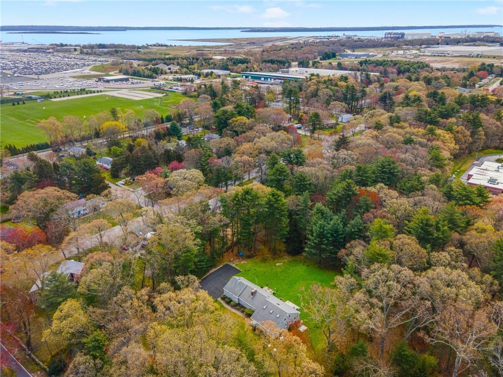 525 Potter Road, North Kingstown