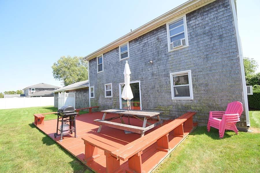 39 Melville Lane Lane, Narragansett