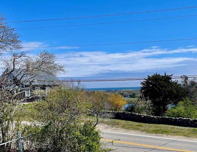 548 Center Road, Block Island