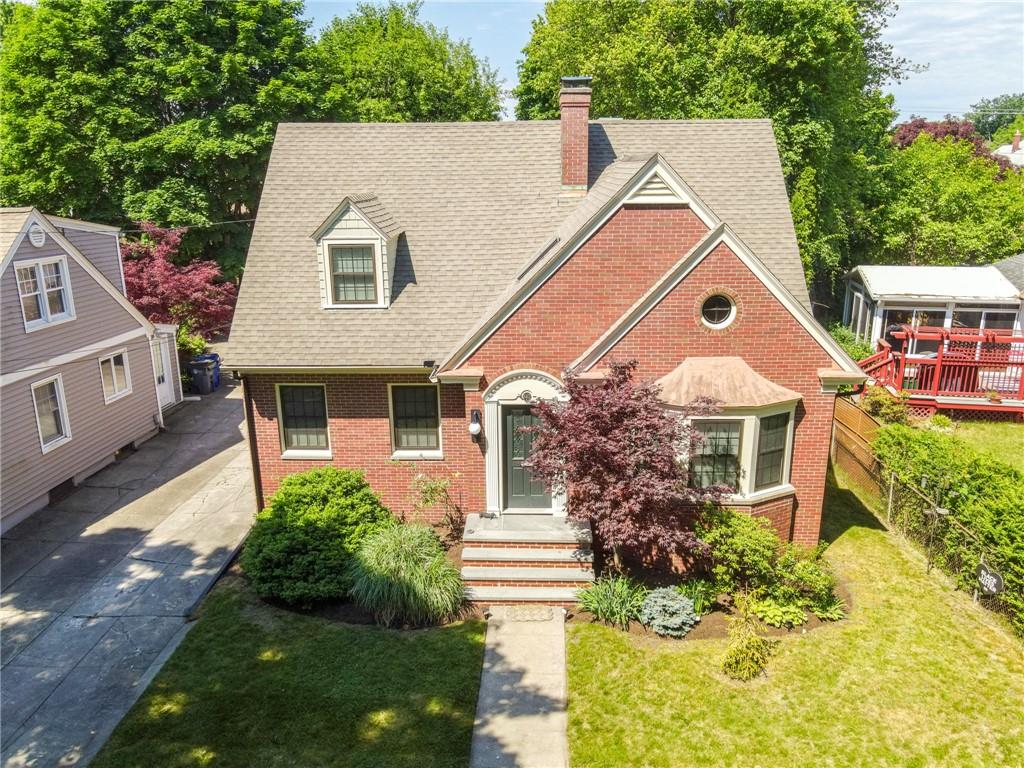 642 Pleasant Valley Parkway, Providence