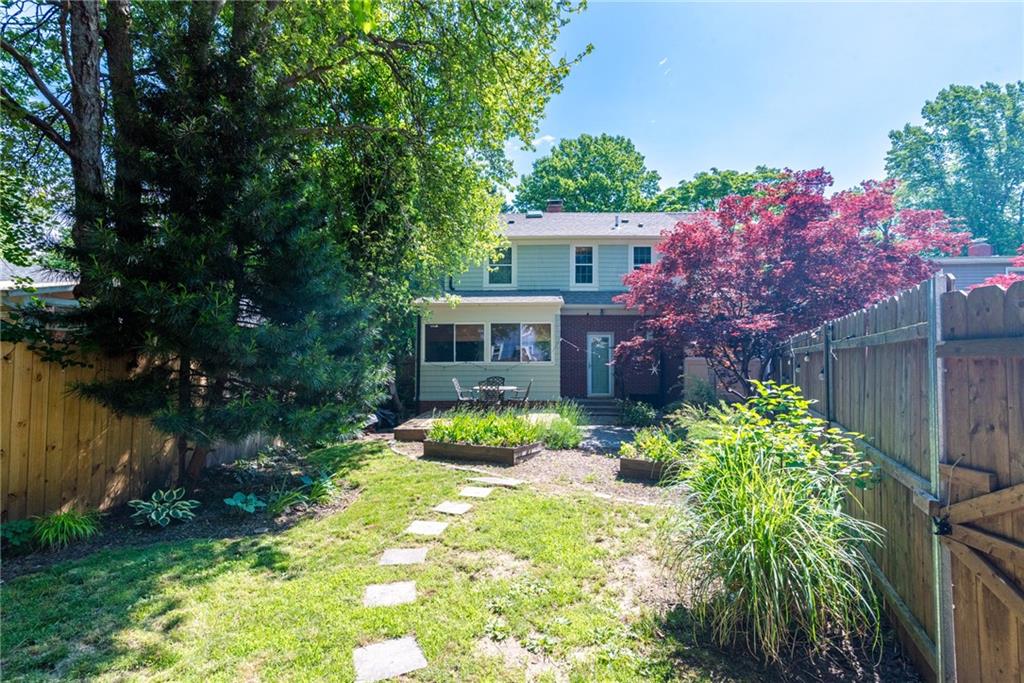 642 Pleasant Valley Parkway, Providence