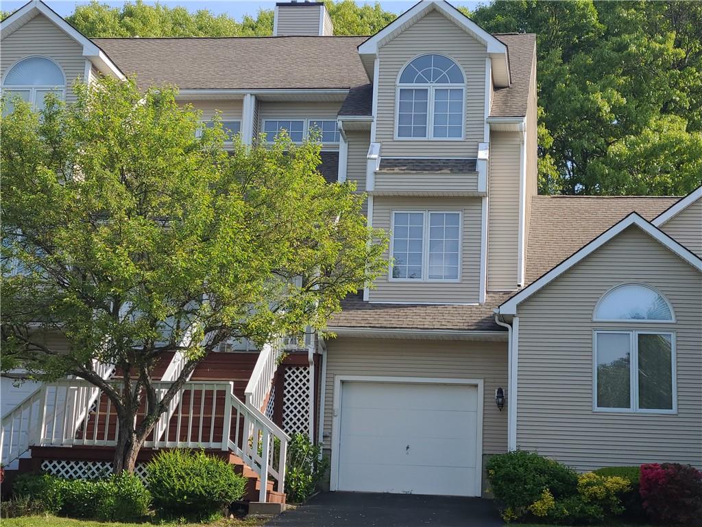 198 River Farms Drive, Unit#198, West Warwick