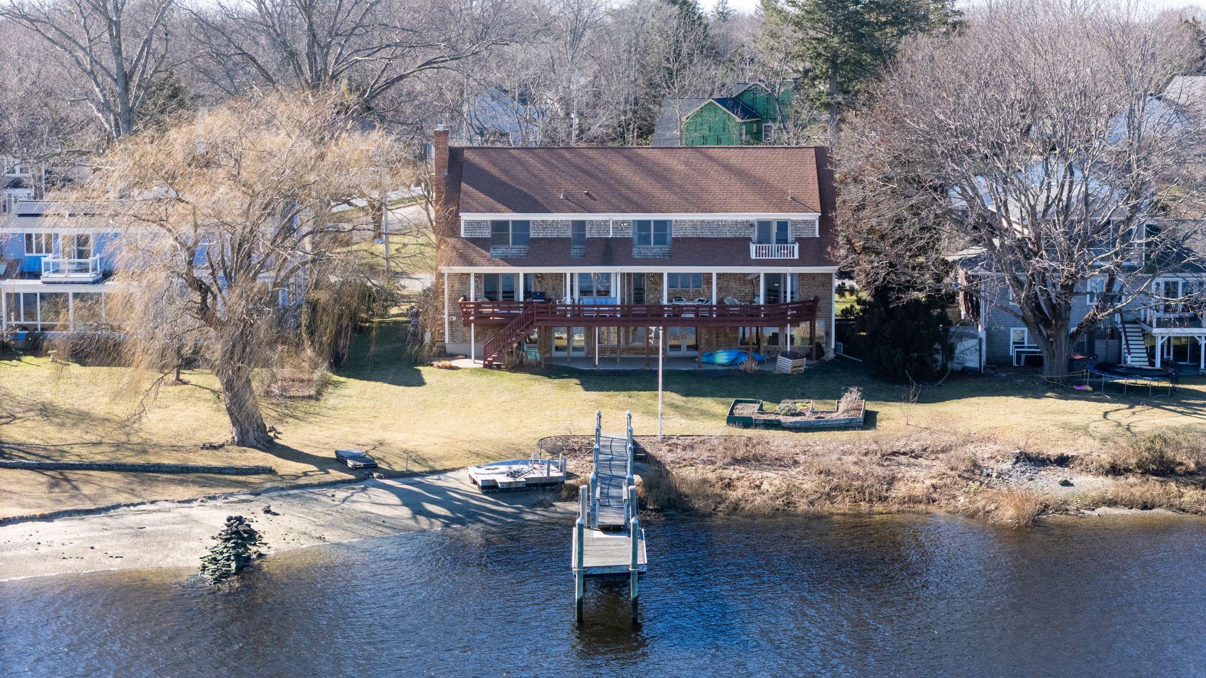WATERFRONT COLONIAL IN BARRINGTON TRADES FOR $1,825,000,  WITH COMPASS AGENTS REPRESENTING BOTH THE SELLER AND THE BUYER
