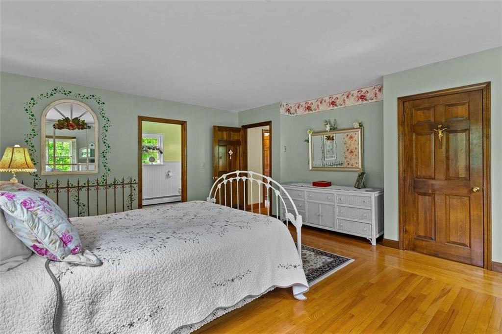 1254 Hartford Pike, Scituate