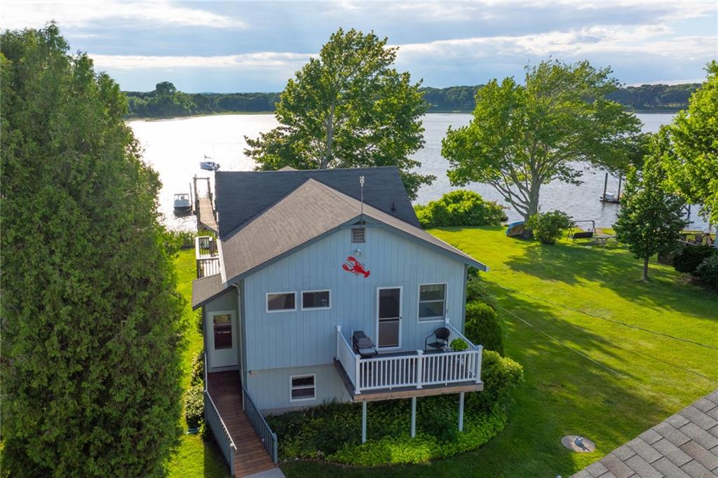 561 Shore Acres Avenue, North Kingstown