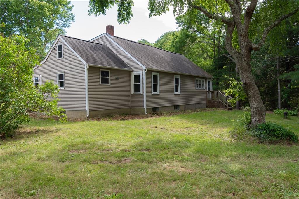 210 Ashaway Road, Hopkinton