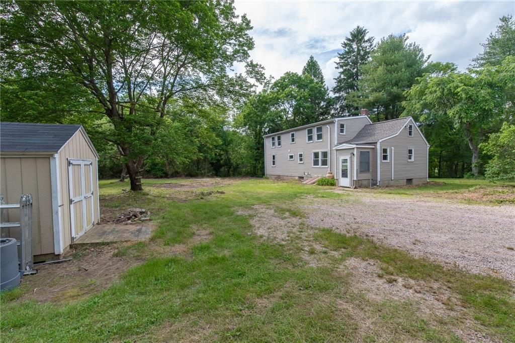 210 Ashaway Road, Hopkinton