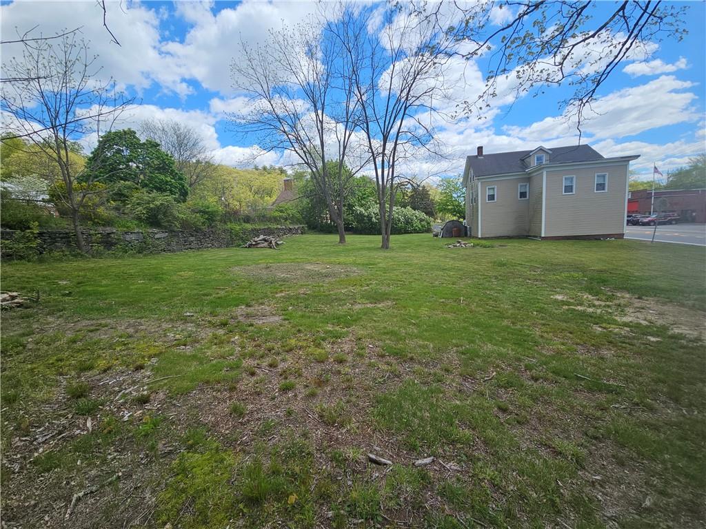 199 Putnam Pike, Glocester