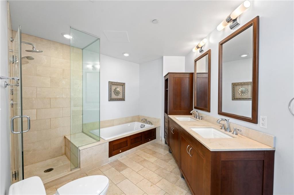 1 W Exchange Street, Unit#1805, Providence