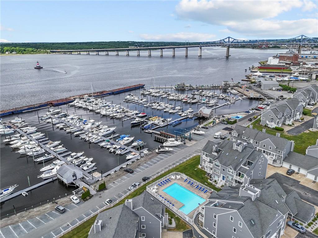 700 Shore Drive, Unit#602, Fall River