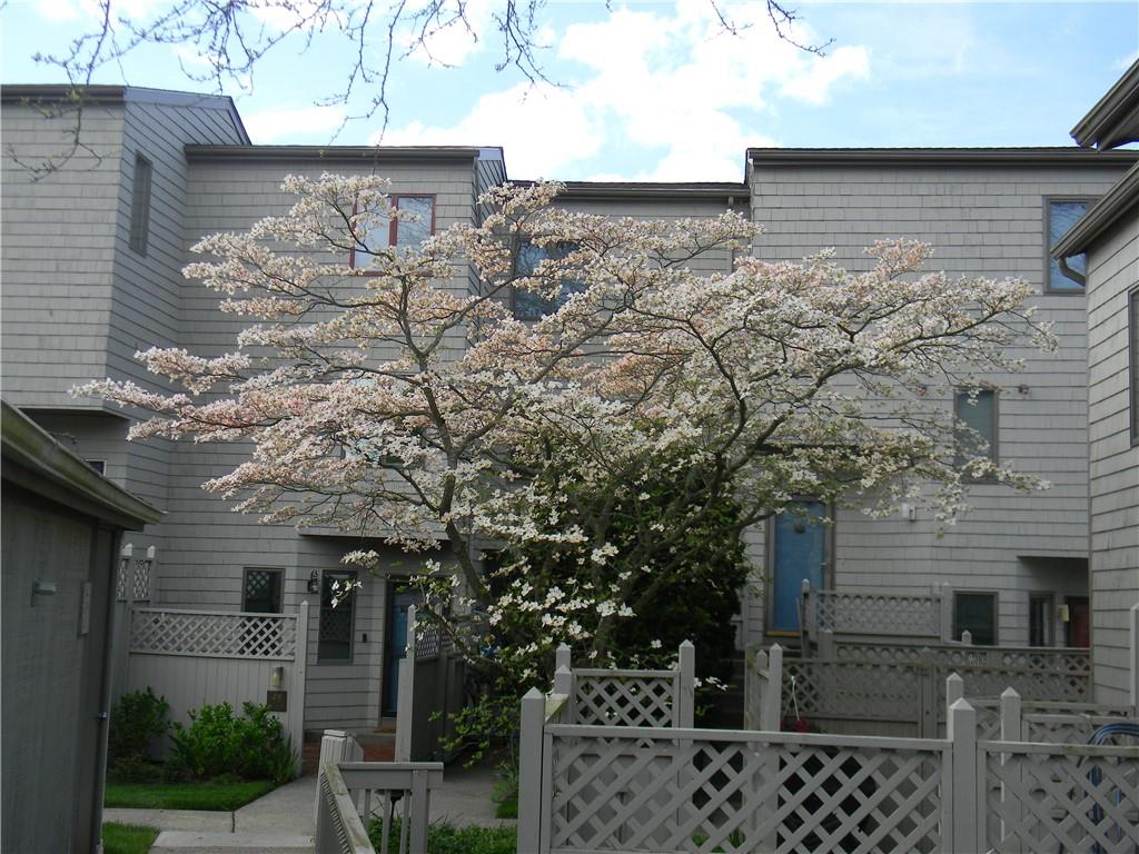 54 Seabreeze Lane, Unit#54, Bristol