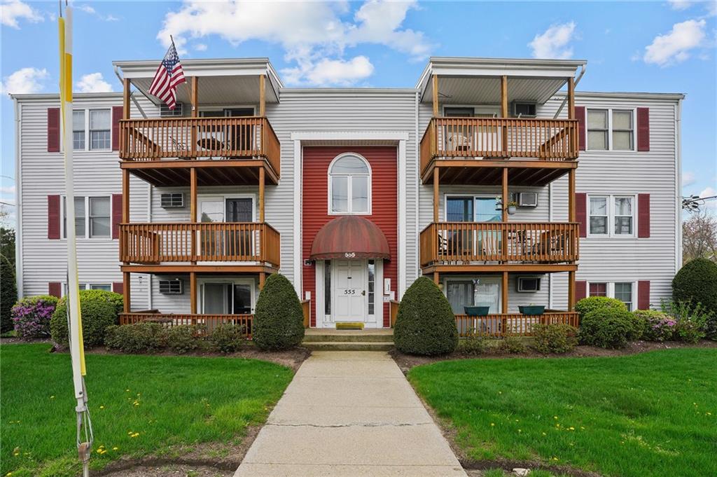 555 Diamond Hill Road, Unit#303, Woonsocket