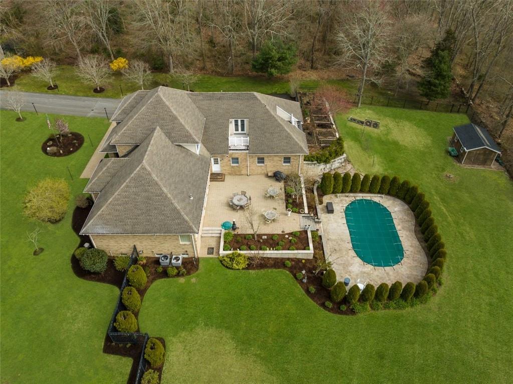 195 Ridge Road, South Kingstown