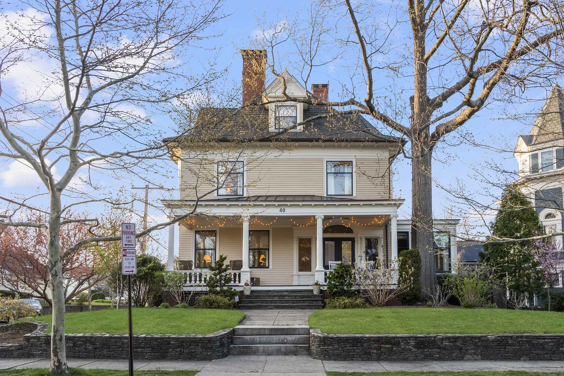HISTORIC COLONIAL IN WAYLAND SQUARE TRADES FOR $2,700,000,  WITH COMPASS AGENTS REPRESENTING BOTH THE SELLER AND THE BUYER