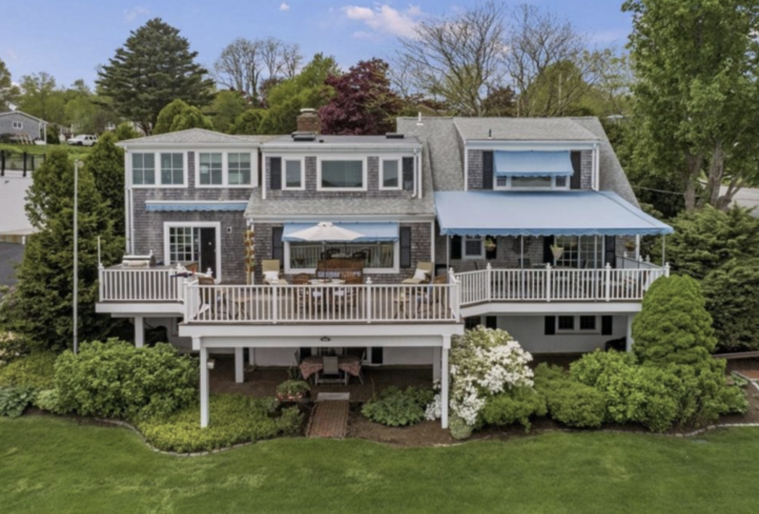 STUNNING COASTAL CUSTOM HOME IN PORTSMOUTH HITS THE MARKET FOR $1,500,000
