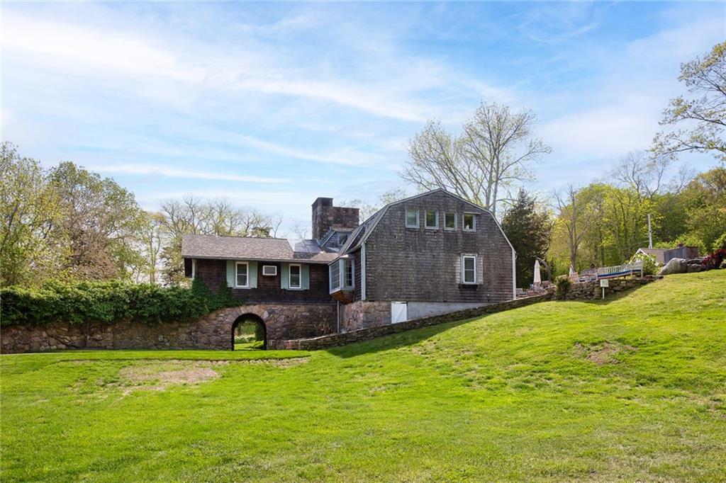 2424 Tower Hill Road, North Kingstown